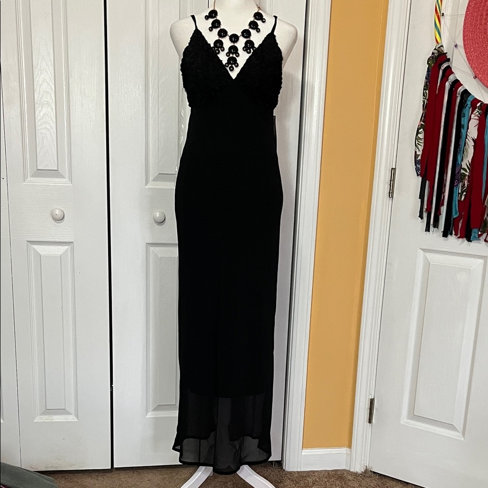 wild fable Black Lace V-Neck Spaghetti-Strap Maxi Dress with Sheer Hem